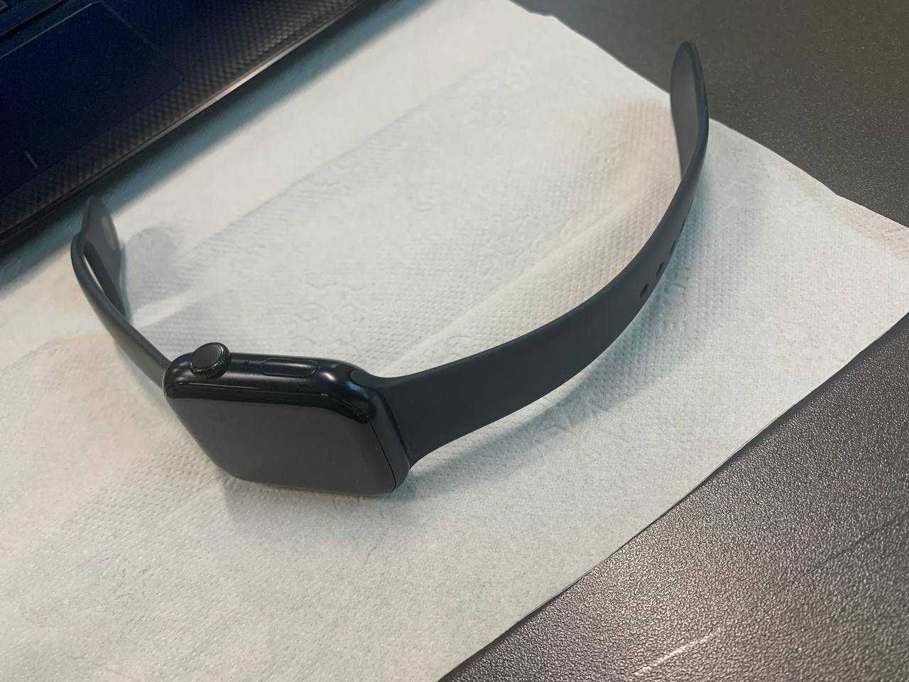 продам Apple Watch Series 7 45mm Midnight Aluminum Case