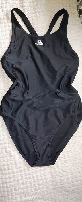 Дамски    бански