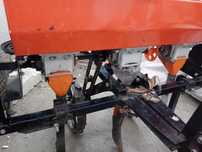 Semanatoare seminte mici 3 randuri motocultor