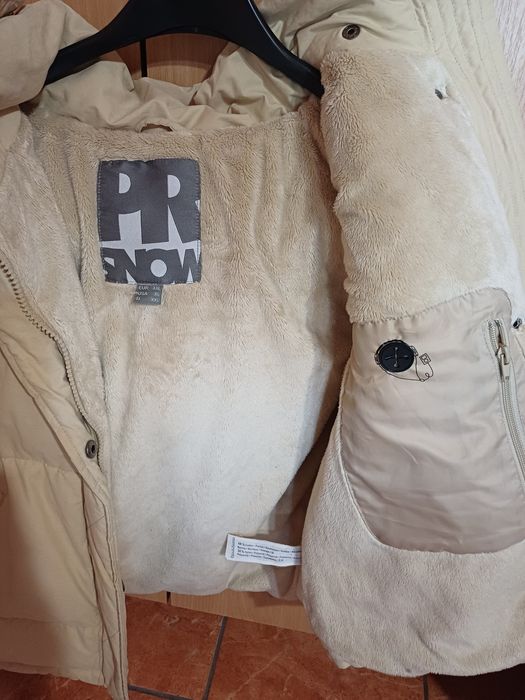 Vand vesta îmblănita, XL, în stare foarte bună