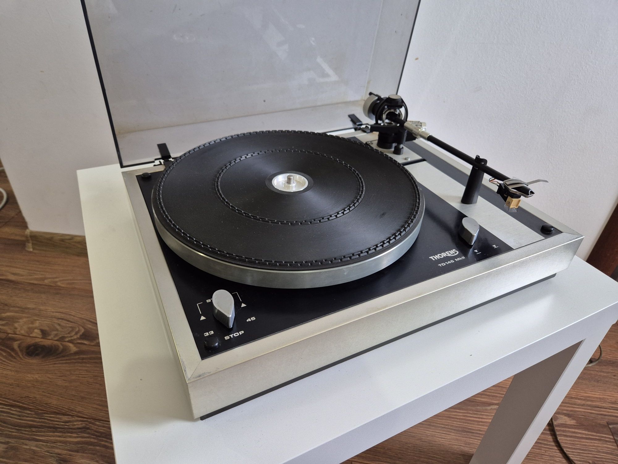 Thorens TD 145 mk2 pick up superb