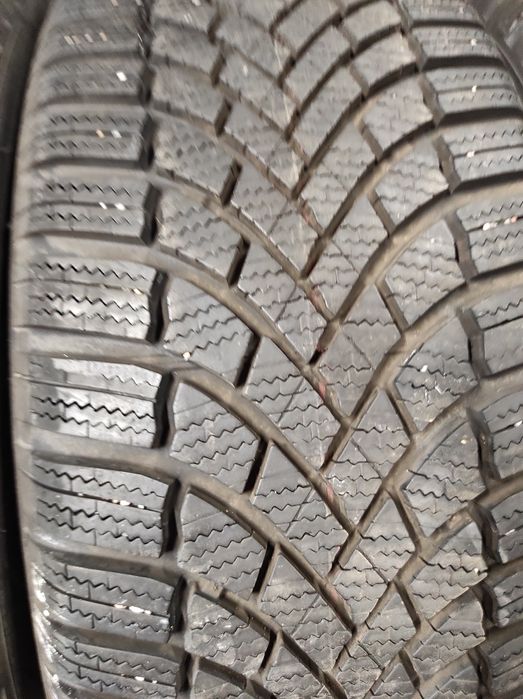 215/55/17 Bridgestone