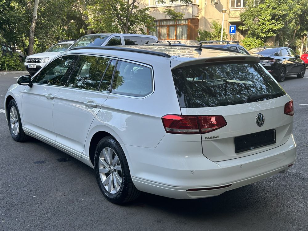 Volkswagen Passat 2019 automat Led navi camera impecabil variante +/-