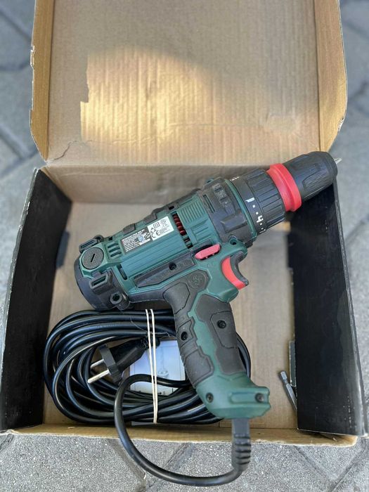 Бормашина винтоверт PARKSIDE PNS 300 B3 / Чисто ново