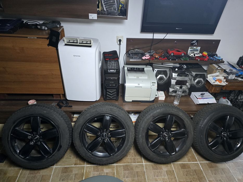 Jante Roti cu anvelope iarna 18" mini F60 COUNTRYMAN