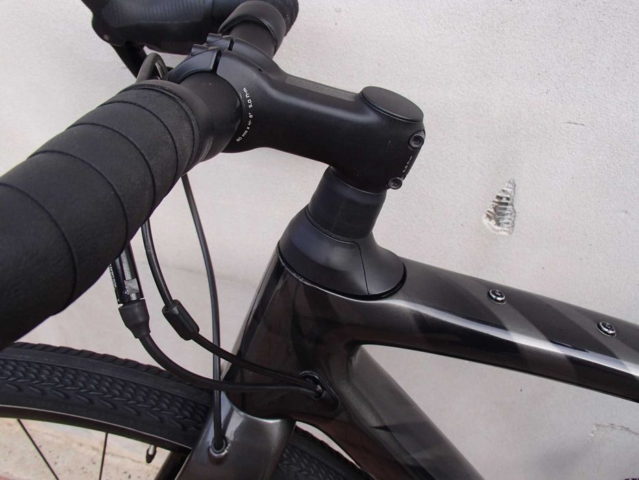 Bicicleta Gravel Specialized Diverge cu Suspensie Full Carbon-Marime M