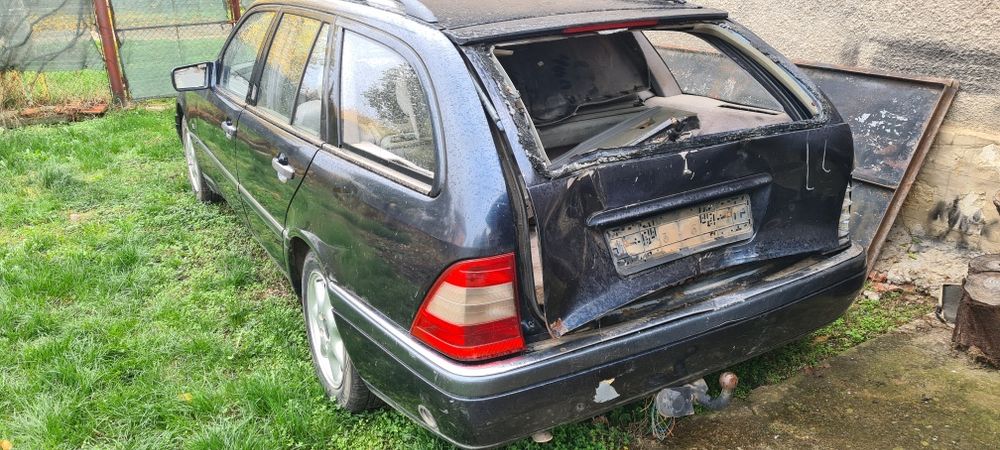 Мерцедес на части