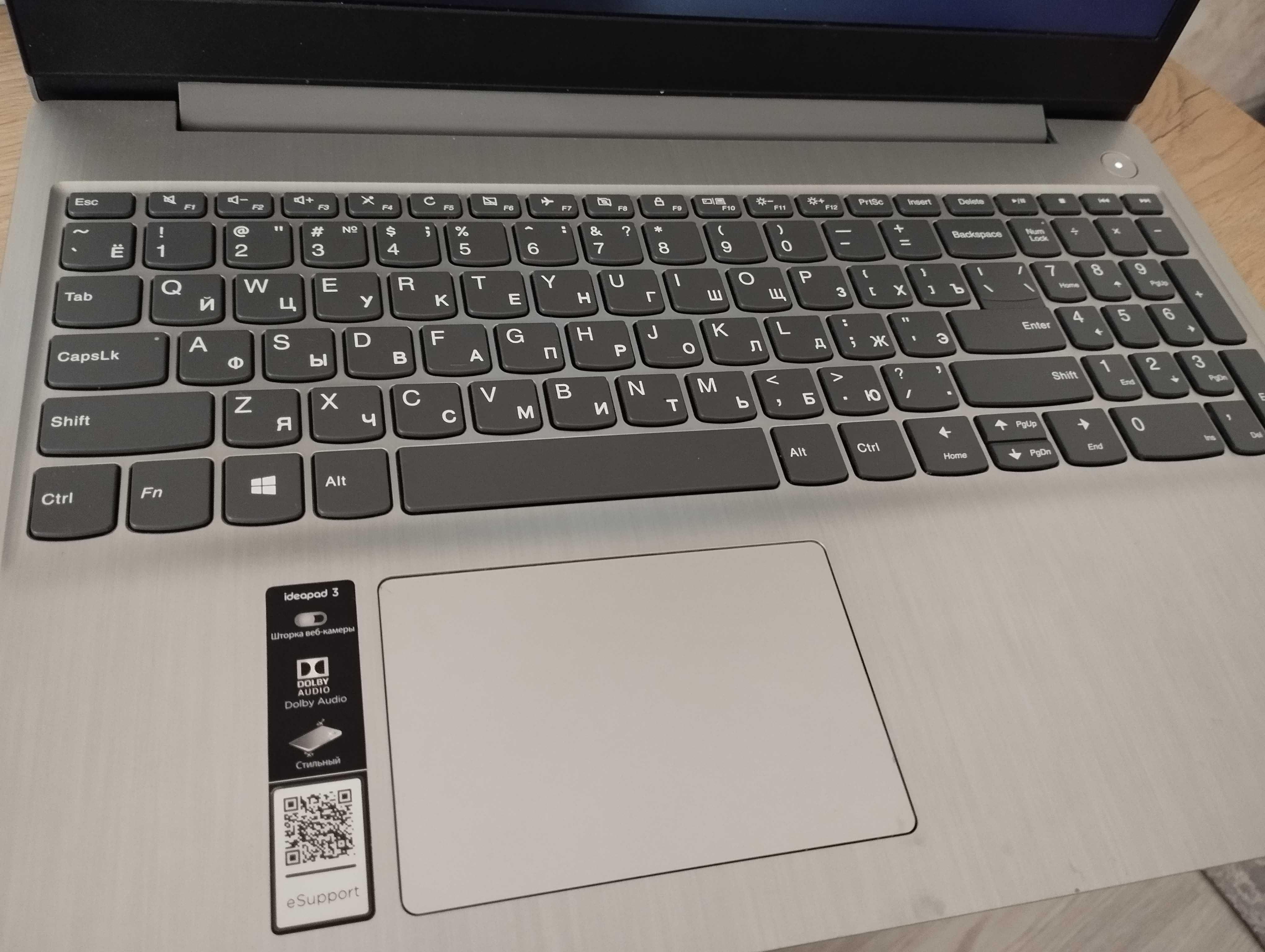 Ноутбук  Lenovo янги холатда