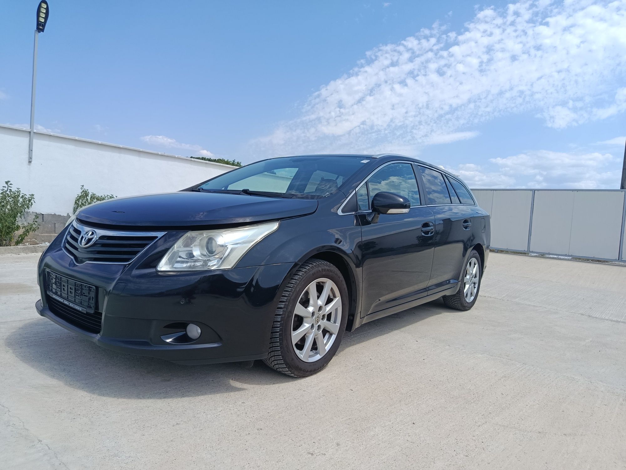 Авенсис Т27 2.2 150кс
