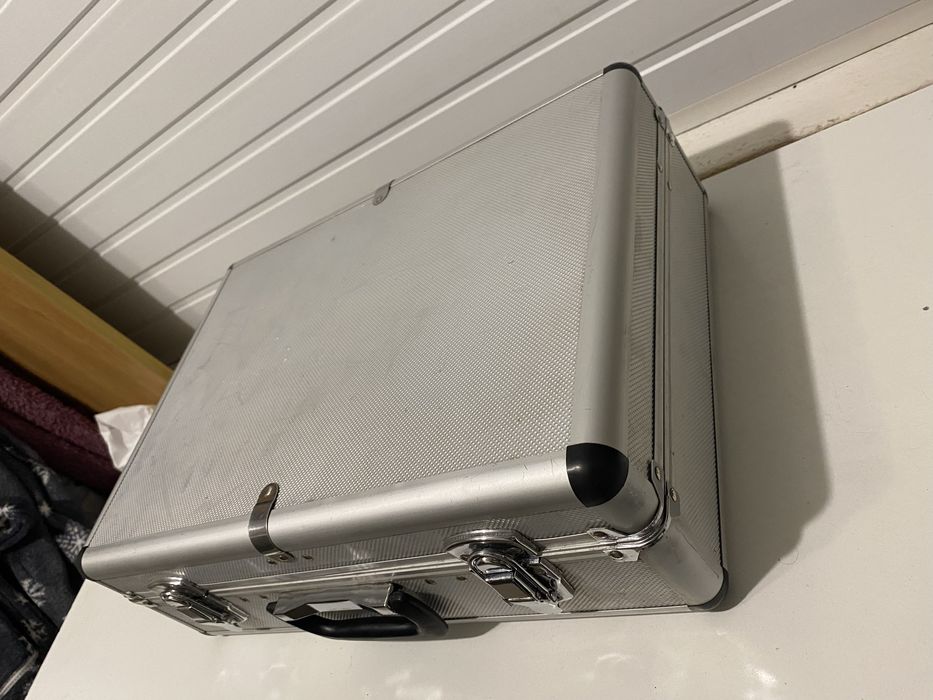 Trusa geanta aluminiu pentru scule
