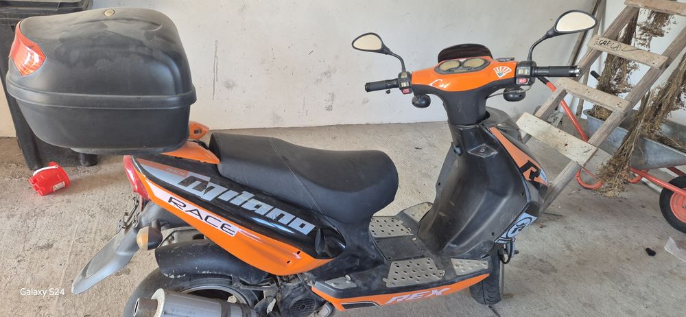 Motor  de vanzare