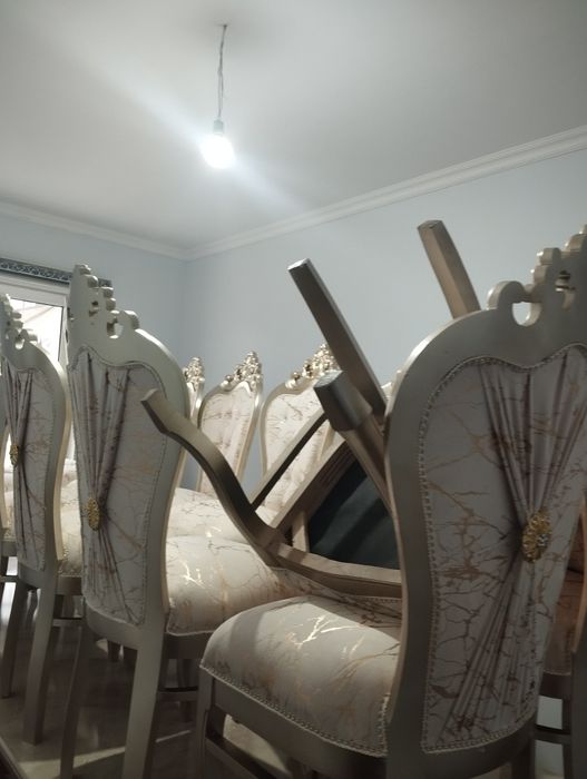 Stol stullar sortiladi