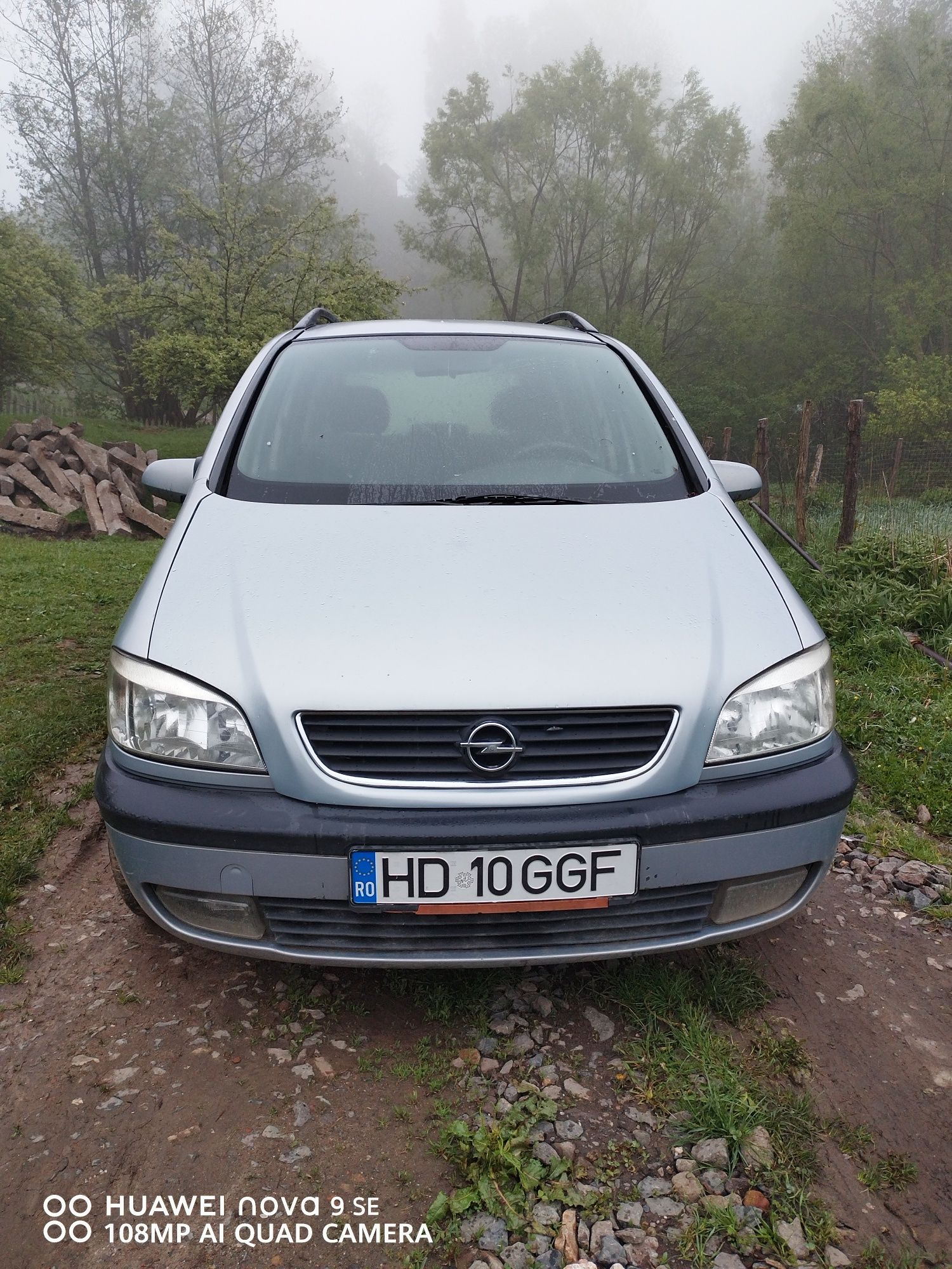 Opel zafira 1,8 .   .