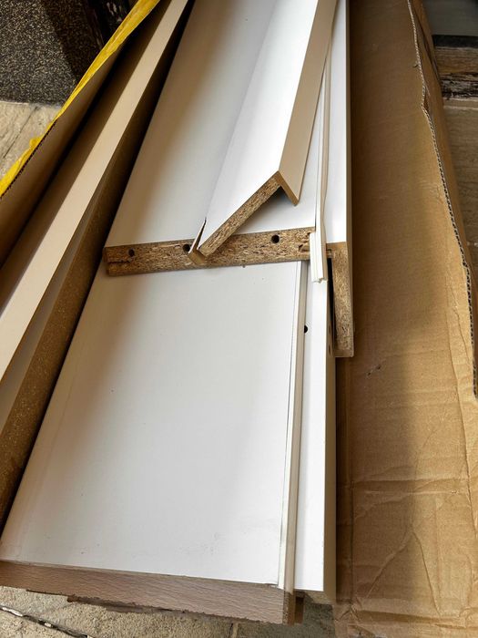 Foaie ușă interior Porta Doors Londra P + 2 tocuri Porta System noi