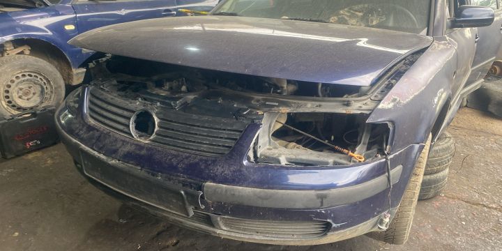 Capota motor Volkswagen VW Passat B5