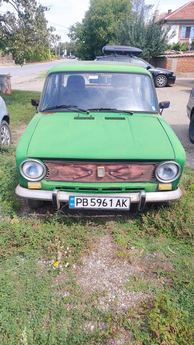 Продава се лада 21011 / жигула
