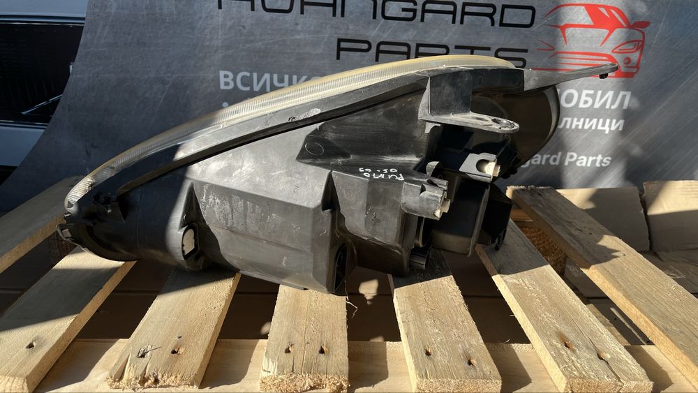 Десен фар и ляв фар Fiat Grande Punto 2005-2012