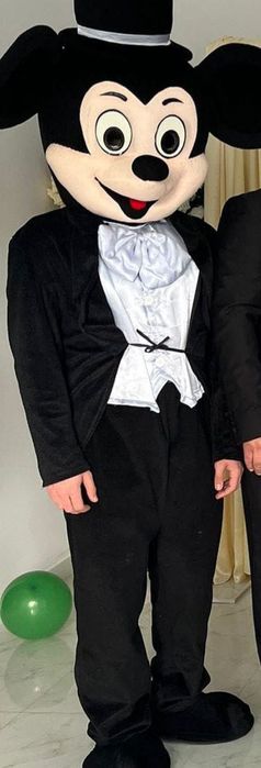 Vând costum mickey  animat