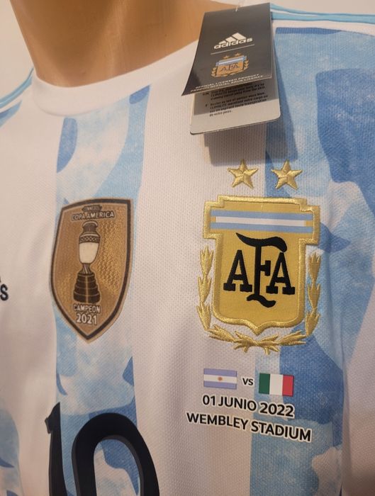 Tricou Messi Argentina pentru colecție sau cadou etc