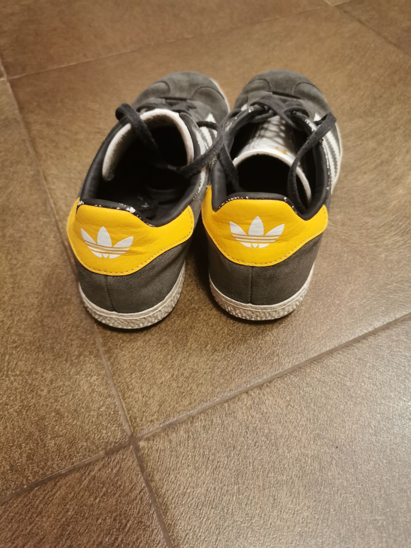 Кецове Adidas gazelle