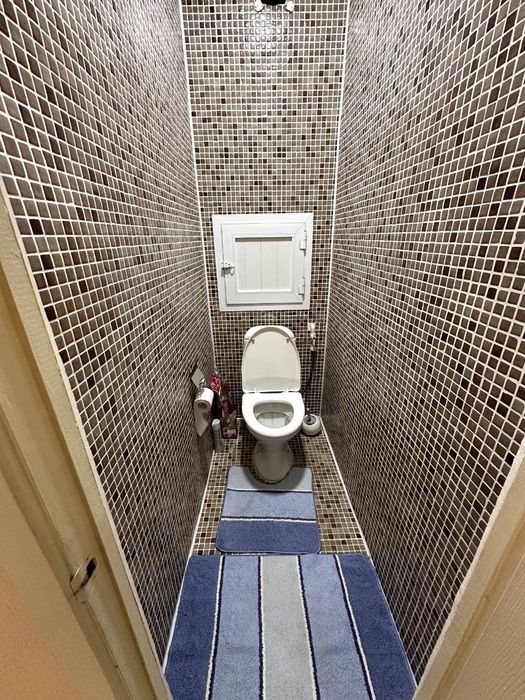 Срочно продам квартиру 4 комнатную