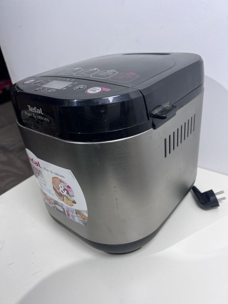 Хлебопекарна Tefal Pain et Delice, 20 вградени програми, 1KG