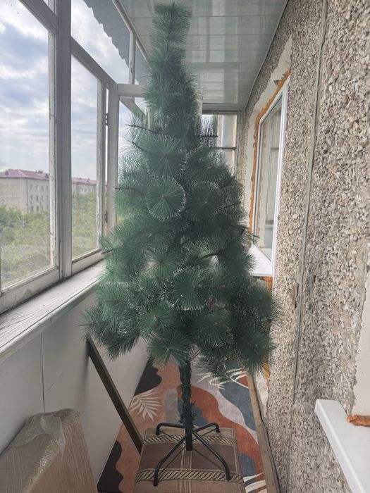 Елка новогодняя б/у