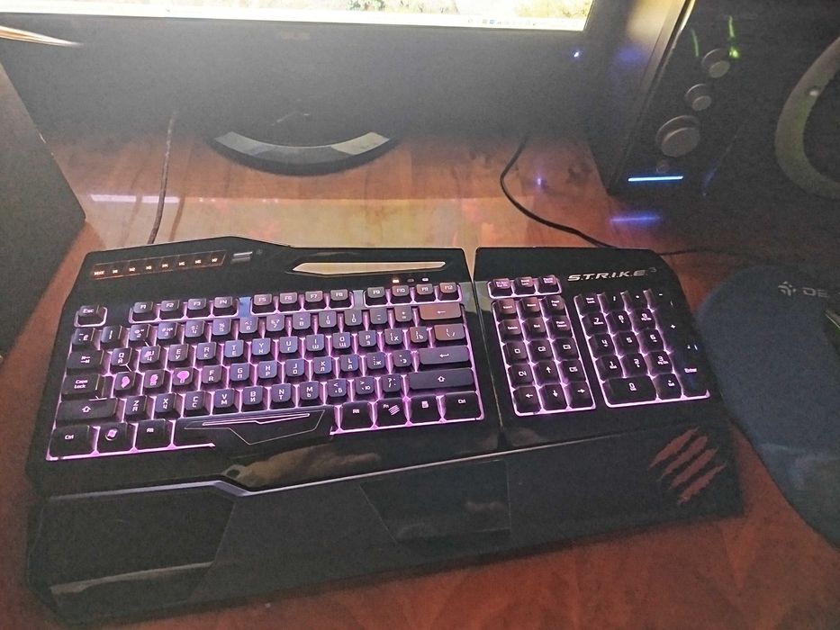 ASUS i7 8GB/1TB GTX 970