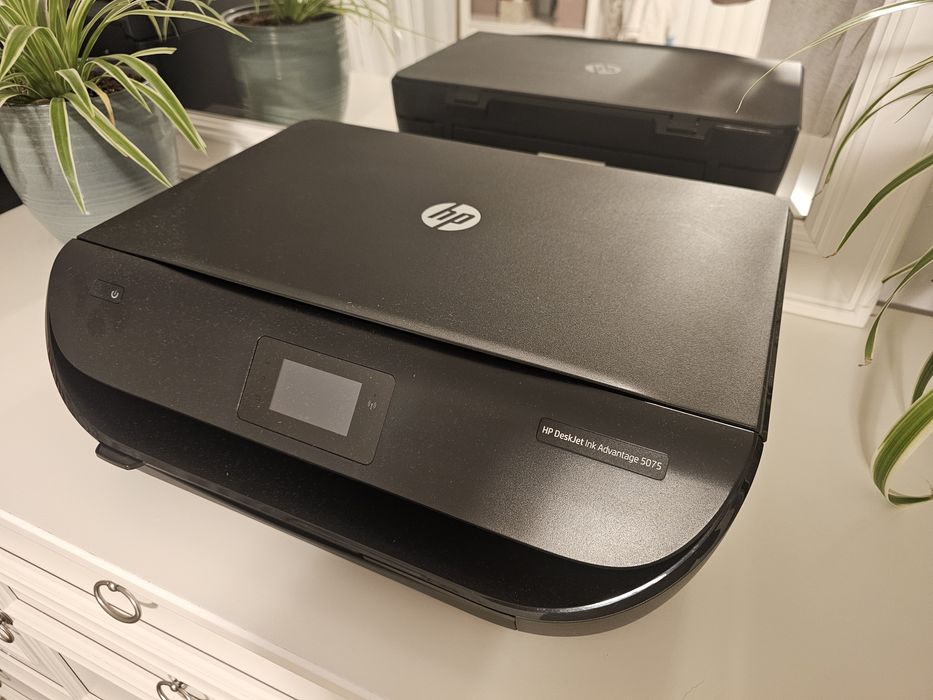 Vand imprimanta HP Deskjet 5075