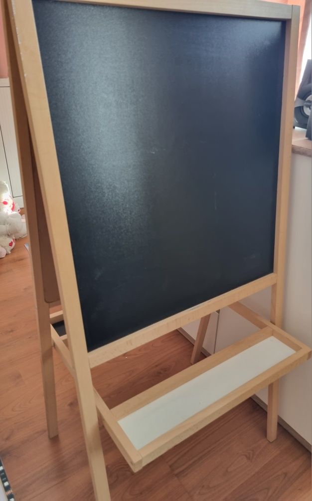 Стойка за картини/chalkboard