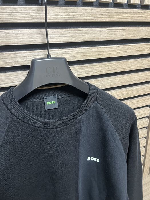 Hugo Boss : Retech - НОВИ размер Л и ХЛ / Оригинал