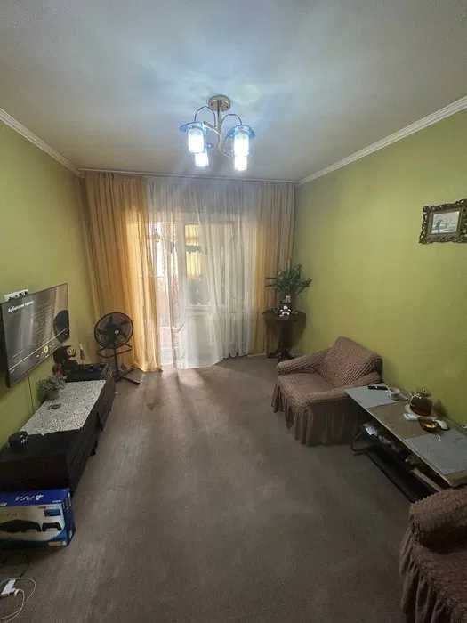 Продается 2х комнатная квартира,Район Сергели 5, 3я станция Метро,0837