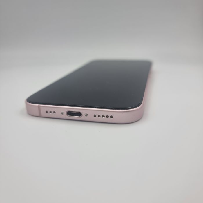 Amanet F28: Telefon Iphone 15 128 gb