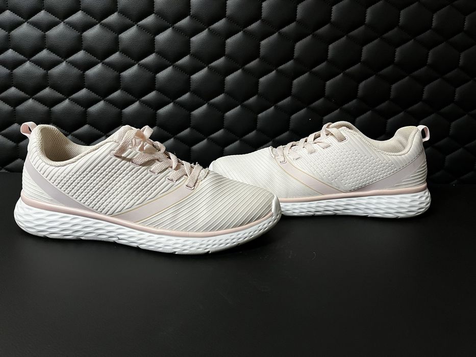 Adidasi Kinetix marimea 39