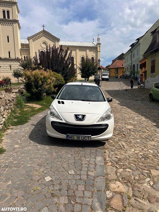 Vând Peugeot 206+ 1.4 benzină (75 CP), 2010 – 86.802 km reali
