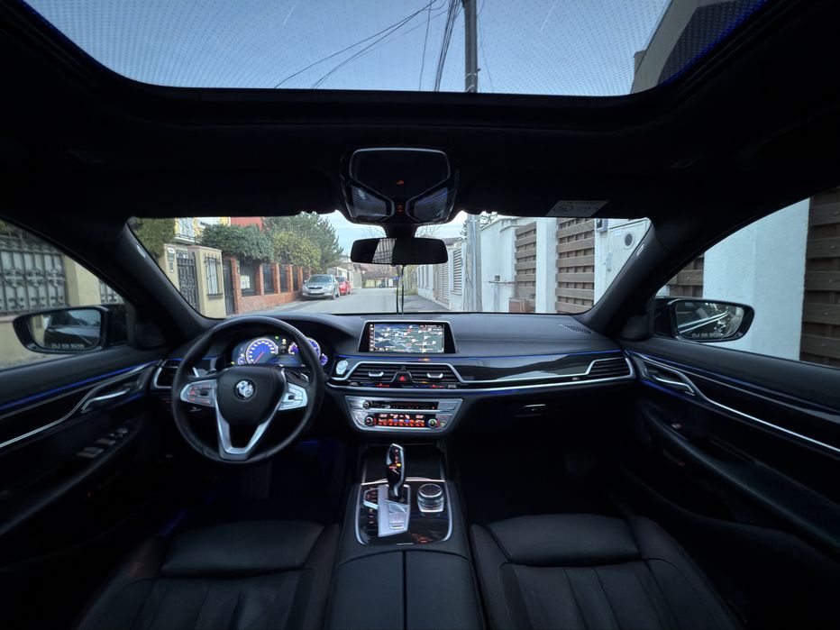 Bmw 730d L X-drive G11 - Long - M-pack/Panoramic Sky Lounge/Variante