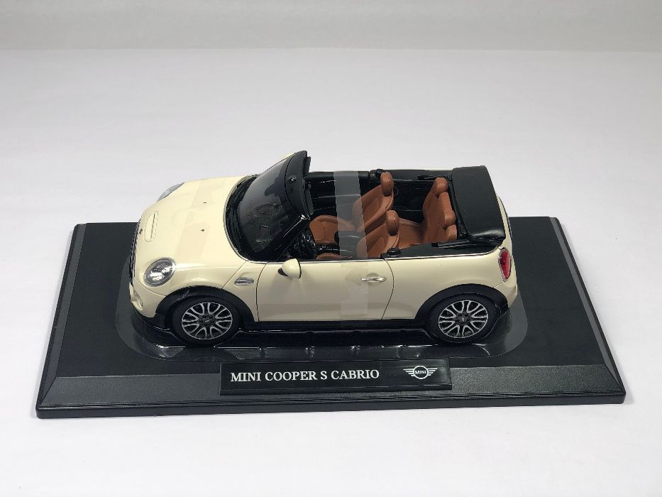 Macheta originala Mini Cooper F57 scara 1:18 Paragon