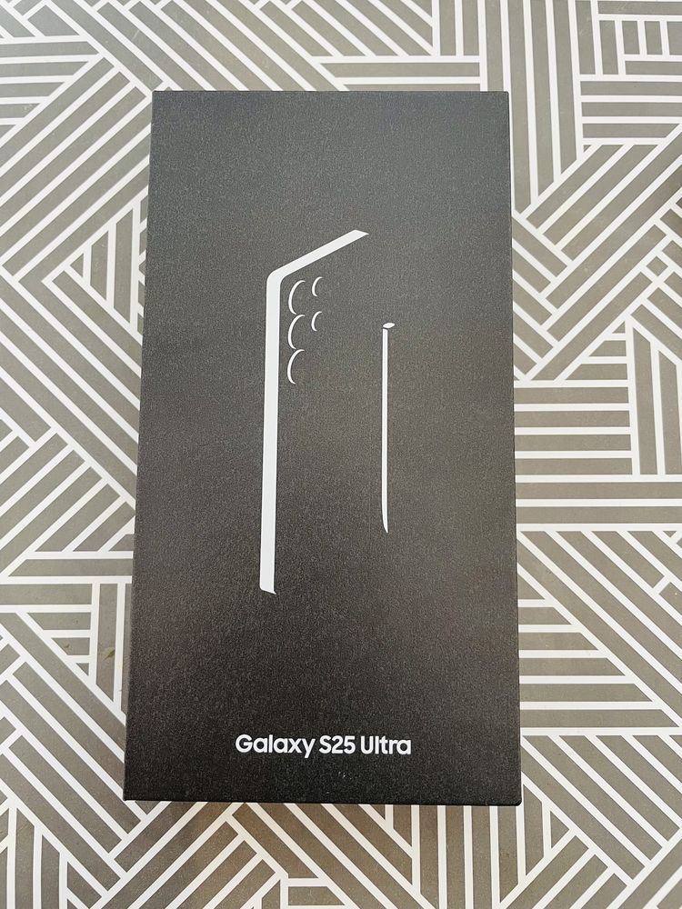 НОВ! Samsung Galaxy S25 Ultra