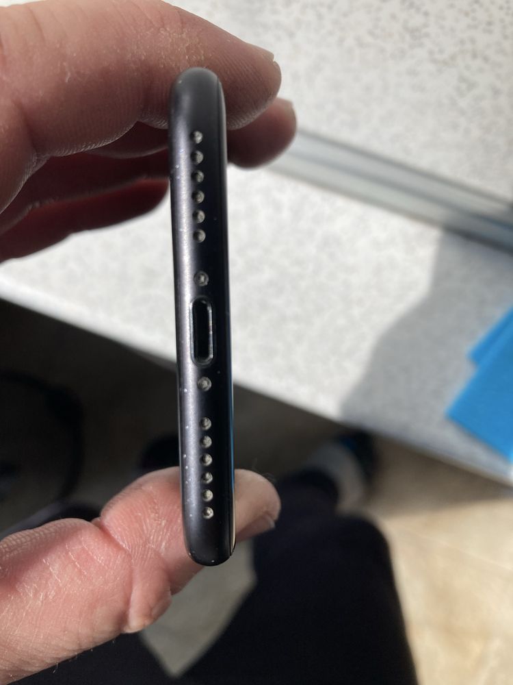 Iphone 7 128 GB. с батерия на 100%