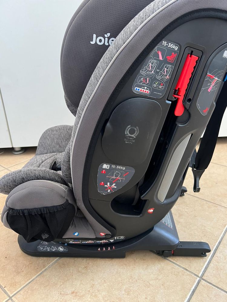 Vând scaun auto Joie cu isofix Every Stage