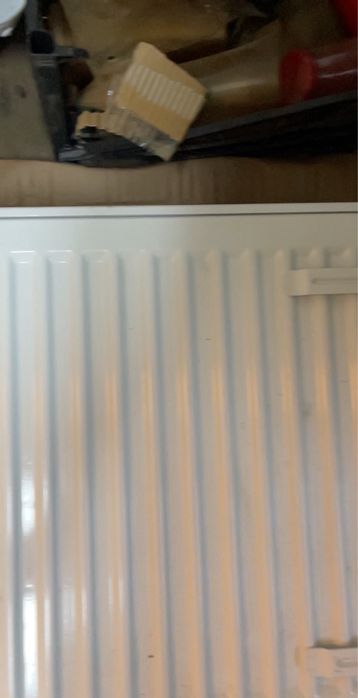 Vând calorifere noi