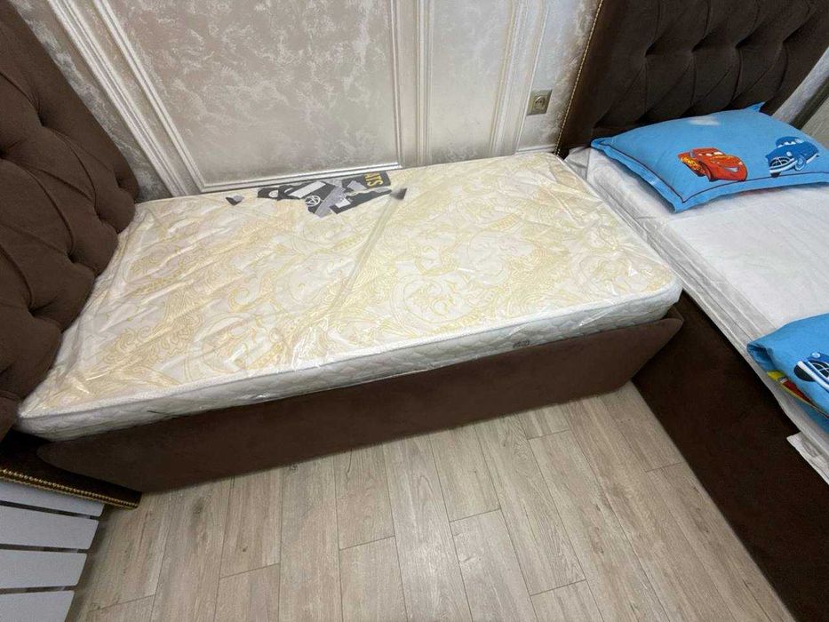 Detskiy kravat sotilati xolati yengidey