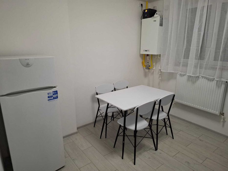 Inchiriez garsoniera zona centrala