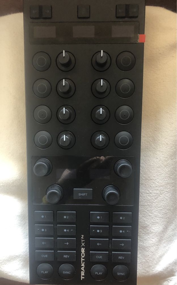 Native instruments Traktor x1 mk3