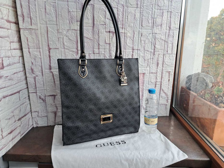 дамска чанта GUESS,сива голяма чанта,гес