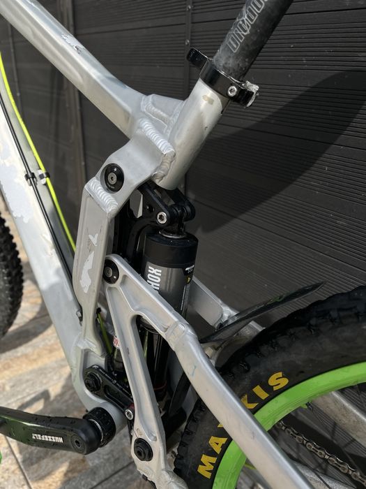 Bicicleta propain rage
