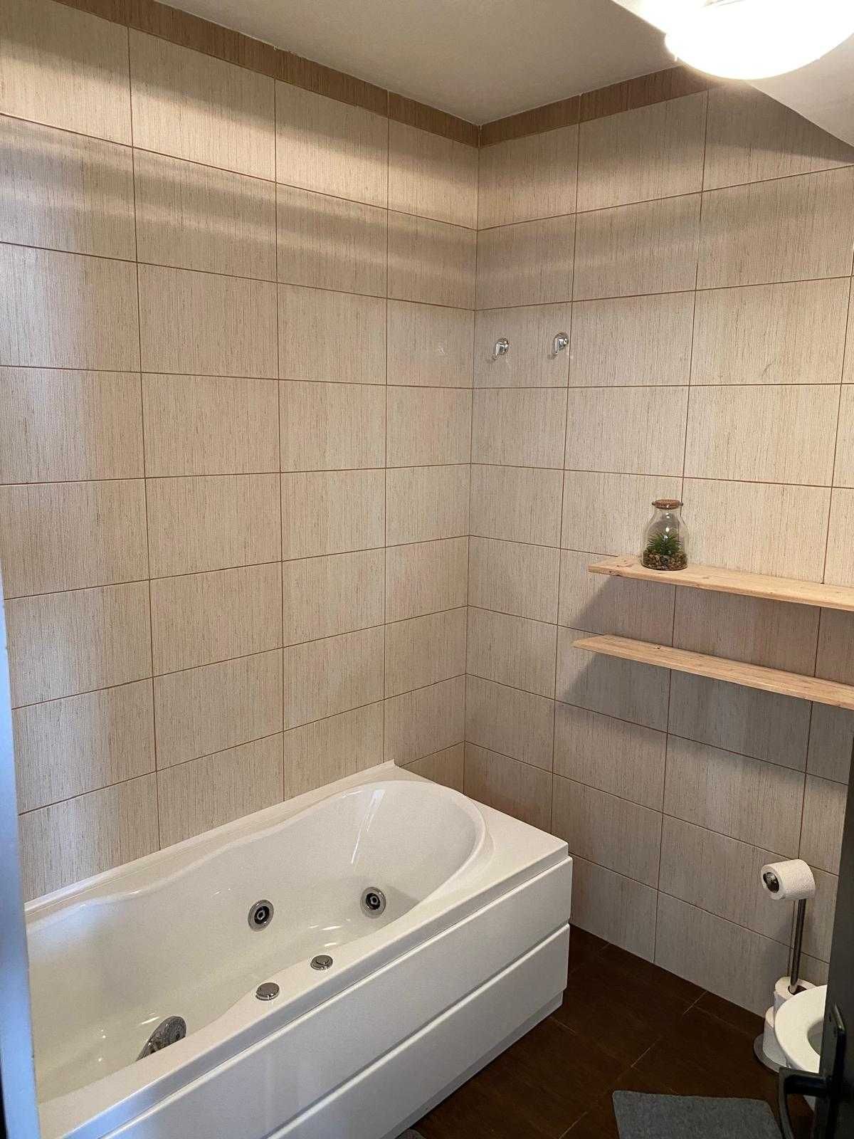 Apartament cu 2 camere, etaj intermediar, Stejarului