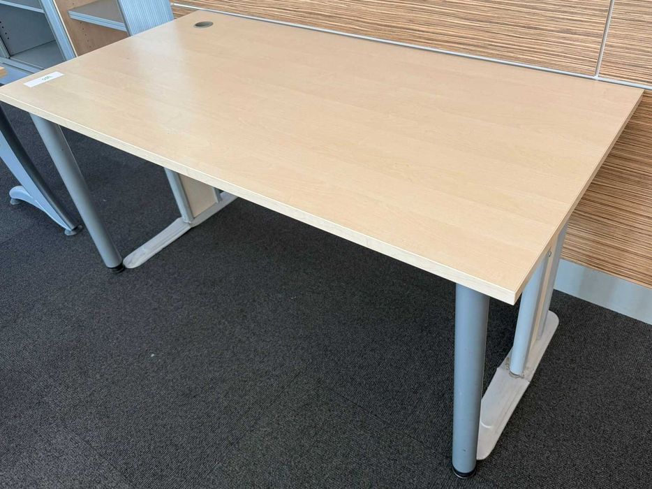10 buc Birou Solid cu picioare metalice; Masa cu Blat 160x80 / 130x80