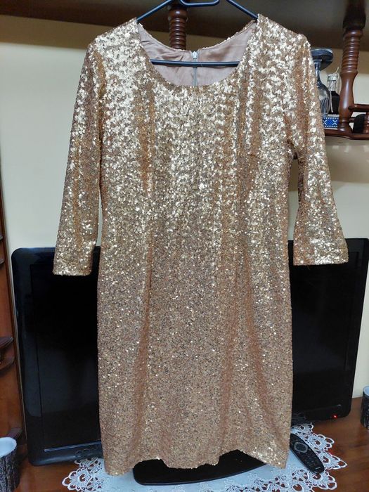 Rochiță din paiete