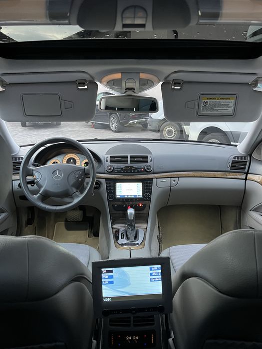 Mercedes E 220 •• 2006 •• Diesel •• Automat •• W211 •• Avantgarden ••